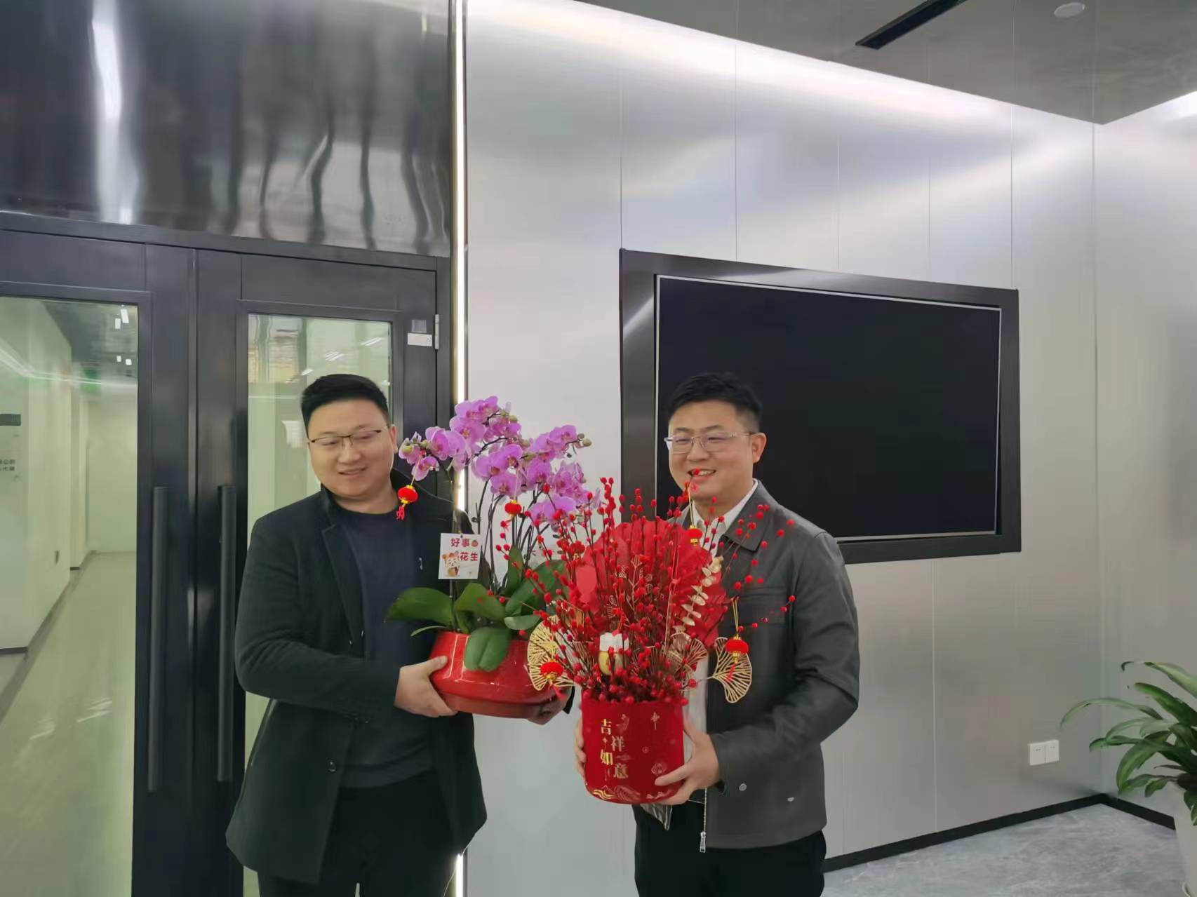 上海邁維動漫科技有限公司喜迎新年喬遷之喜：立足新起點，開啟新征程！(圖3)